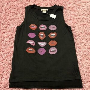 No, with tags adorable smiles, tank top